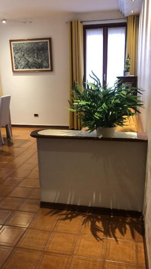 דירות ורונה Casa Martini Piazza Erbe מראה חיצוני תמונה