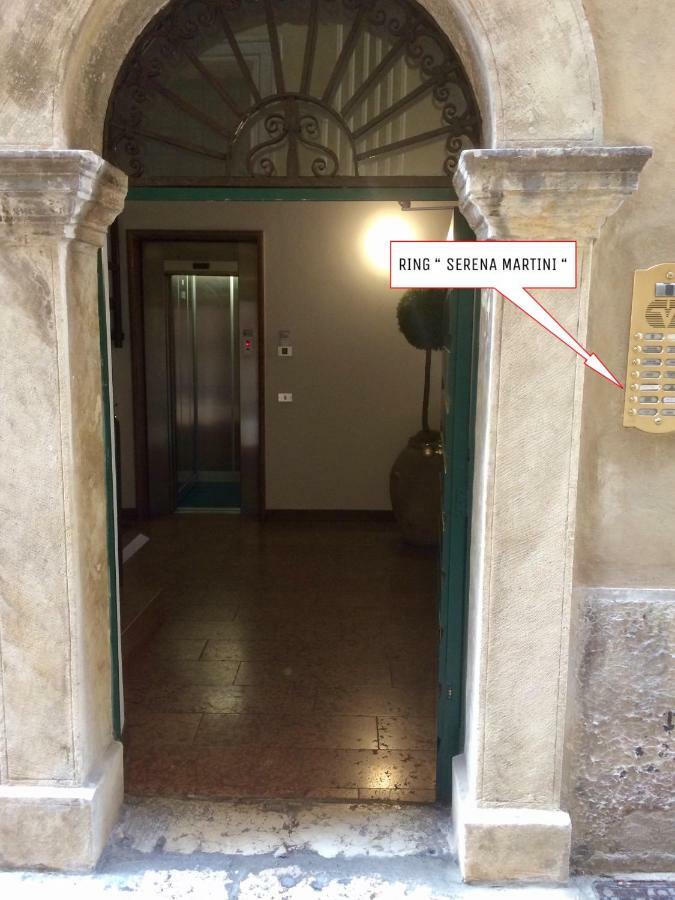 דירות ורונה Casa Martini Piazza Erbe מראה חיצוני תמונה